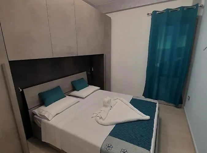 Holiday home Sole E Mare Codice Iun R1681 *